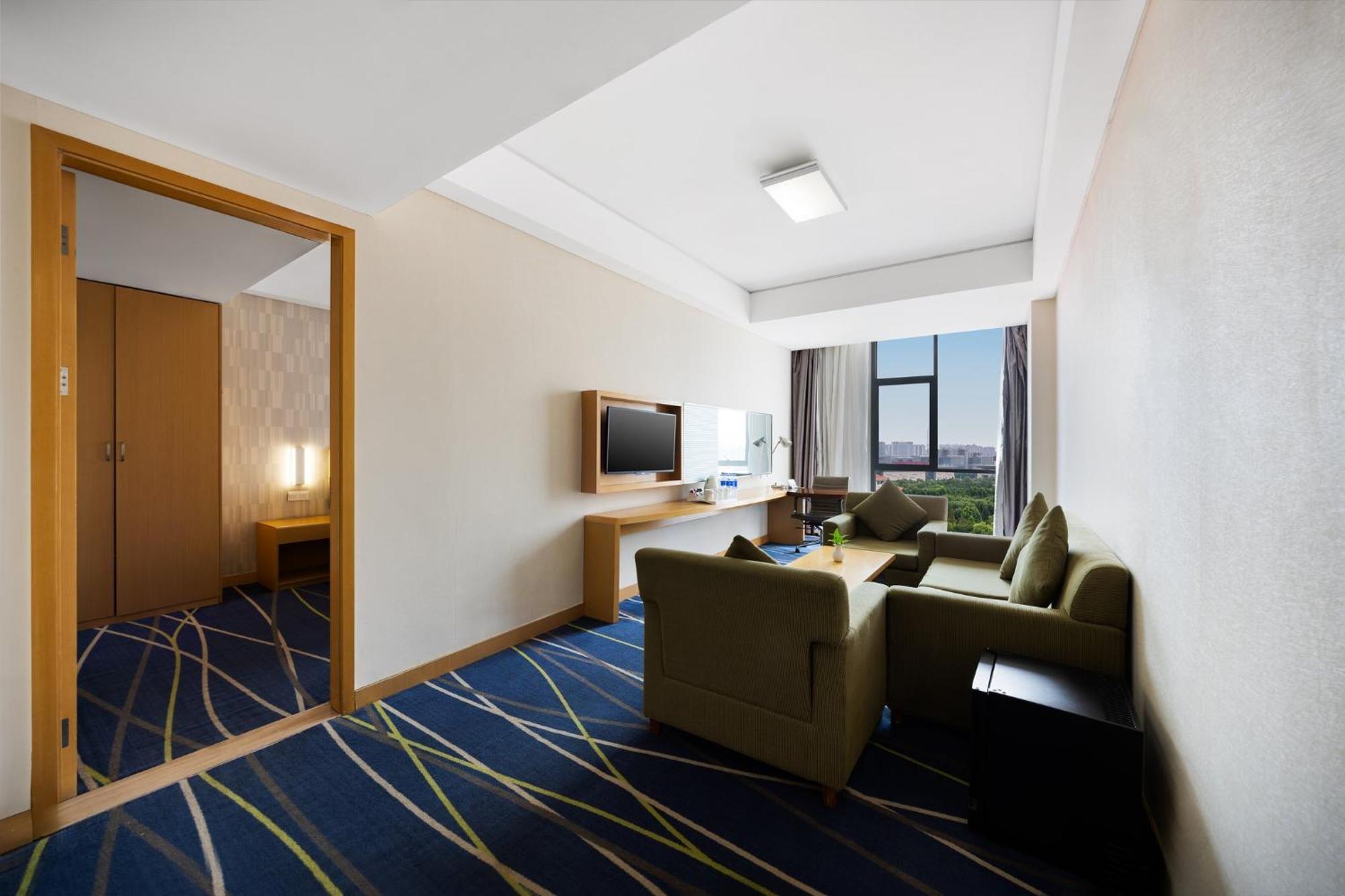 Holiday Inn Express Zhengzhou Airport By Ihg Xinzheng  ภายนอก รูปภาพ