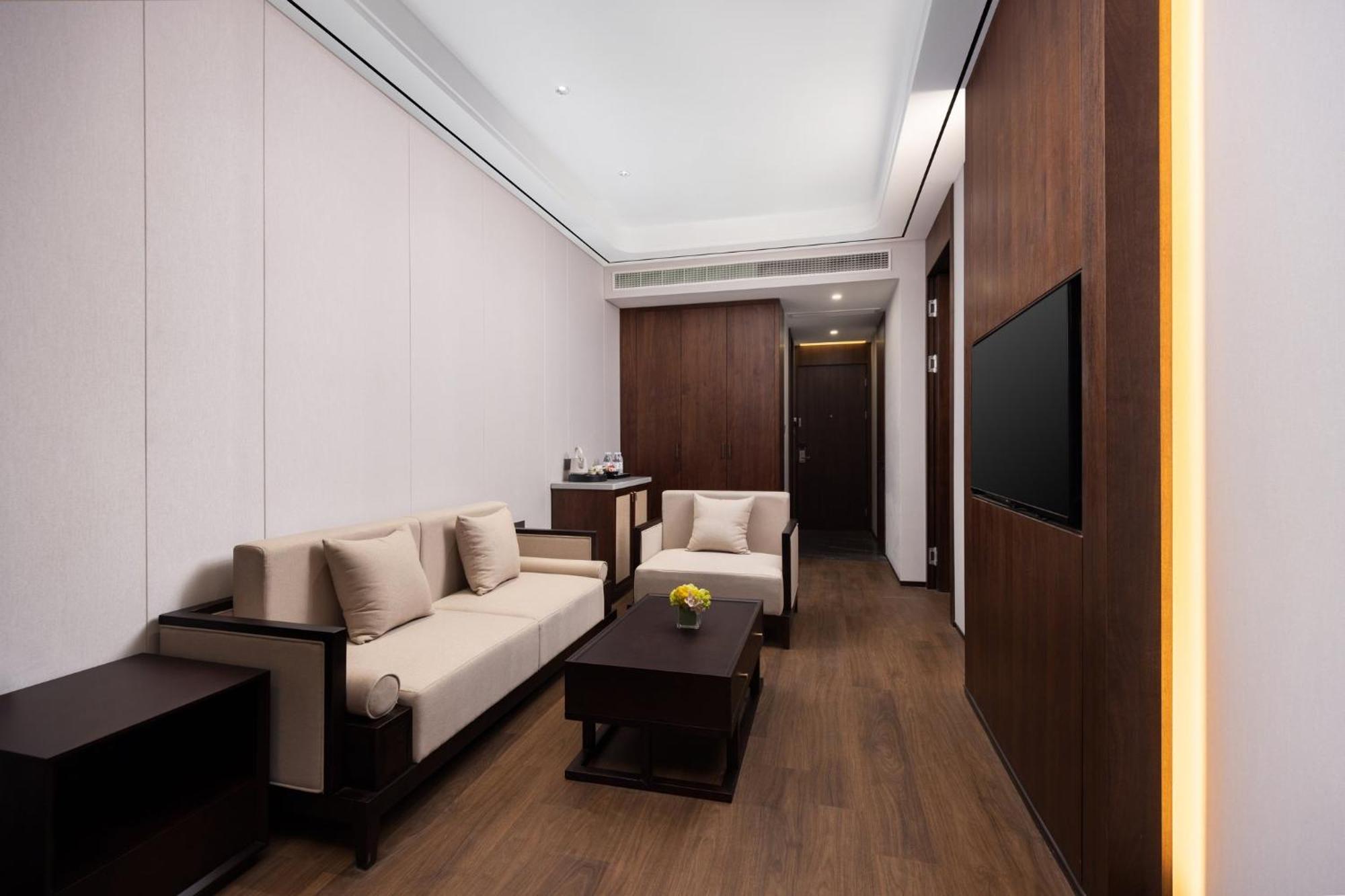 Holiday Inn Express Zhengzhou Airport By Ihg Xinzheng  ภายนอก รูปภาพ