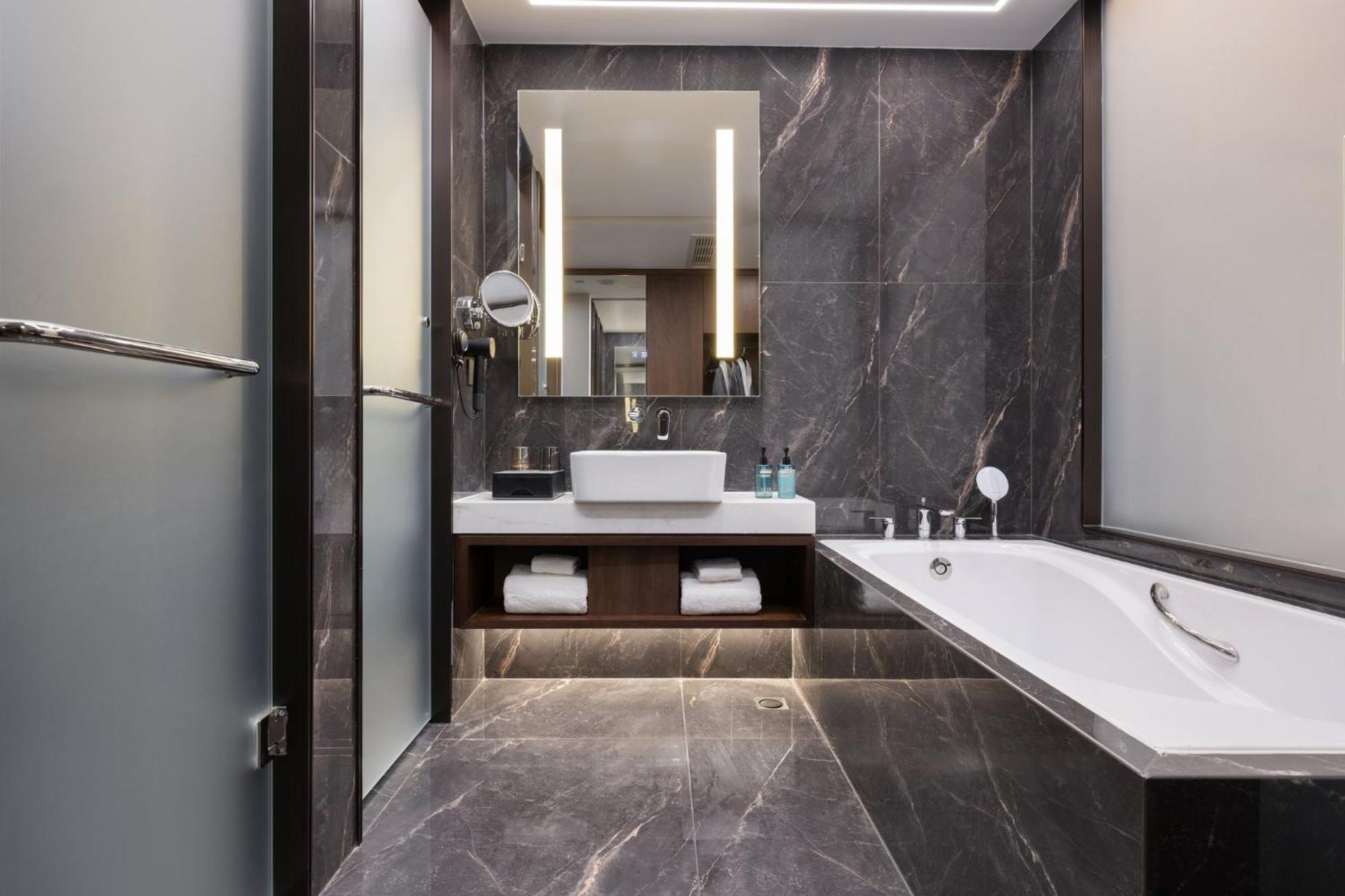 Holiday Inn Express Zhengzhou Airport By Ihg Xinzheng  ภายนอก รูปภาพ