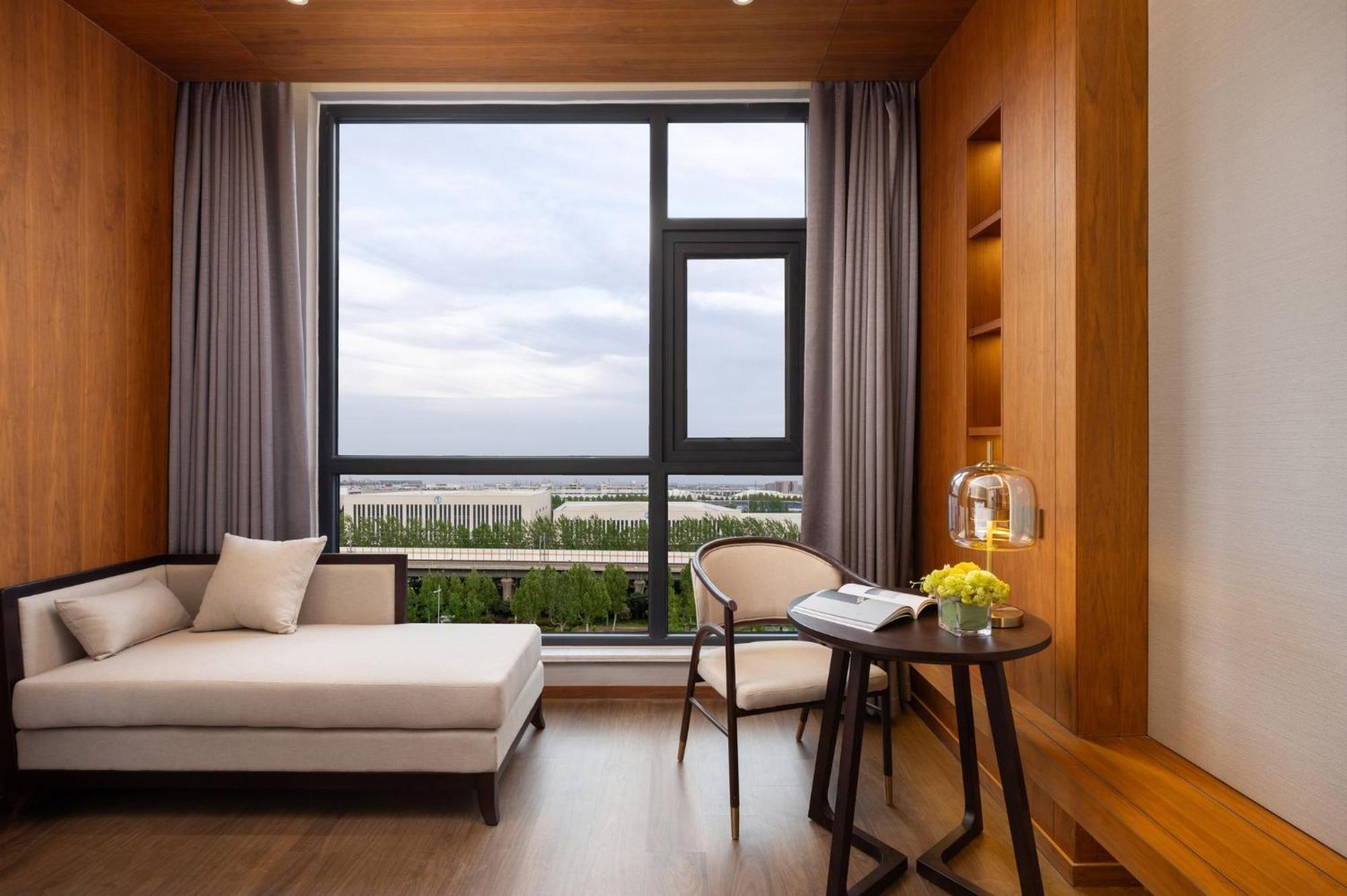 Holiday Inn Express Zhengzhou Airport By Ihg Xinzheng  ภายนอก รูปภาพ